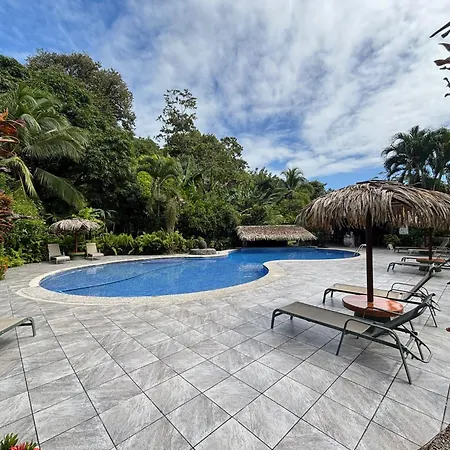 Hotel Suizo Loco Lodge & Resort-3
